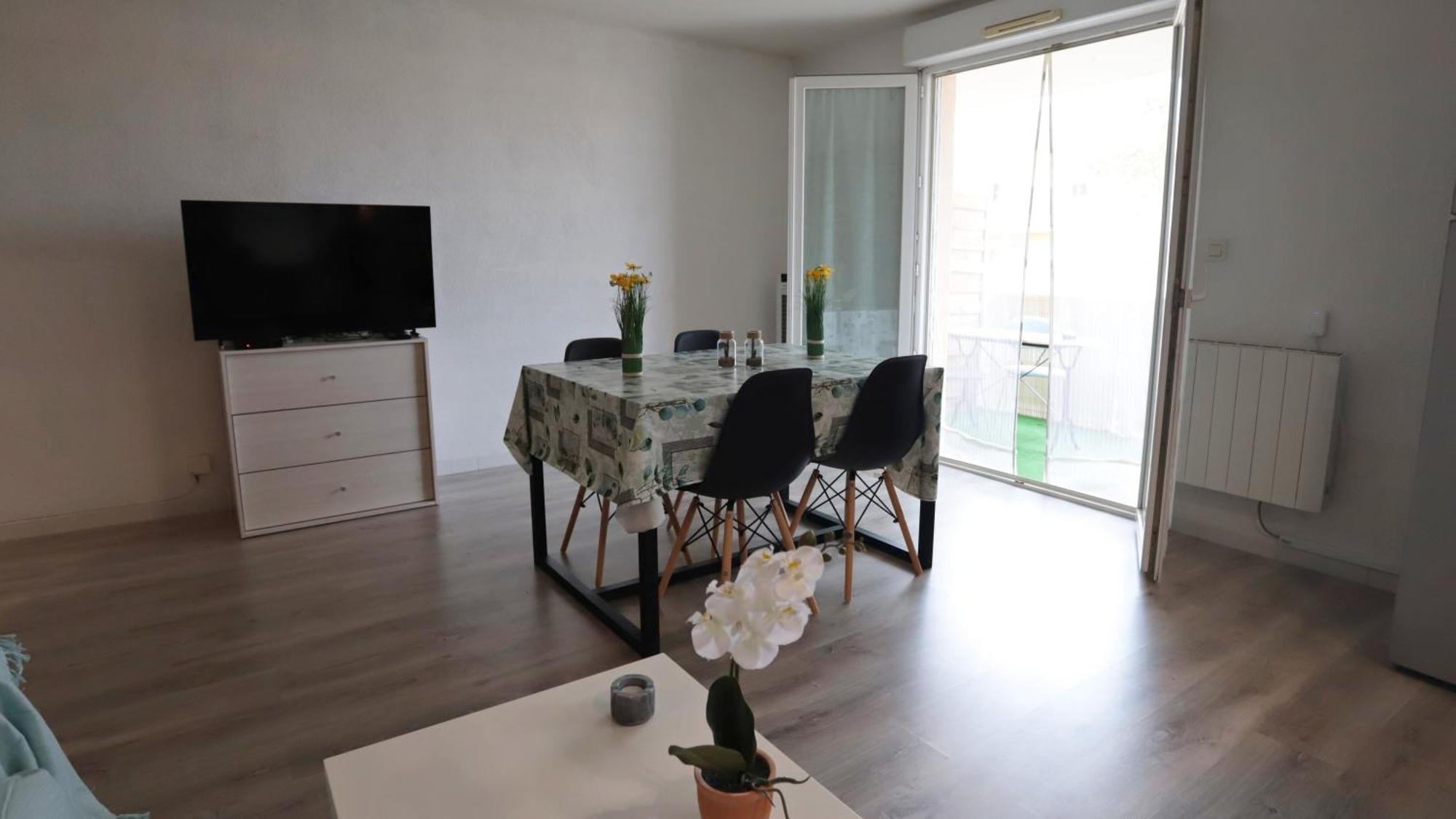 Appart T2 Dans Residence Calme Parking Prive Gratuit มิรามาส ภายนอก รูปภาพ